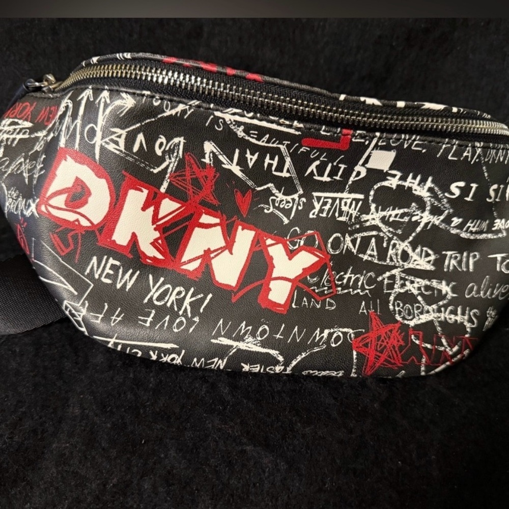 DKNY Tilly Sling Bag